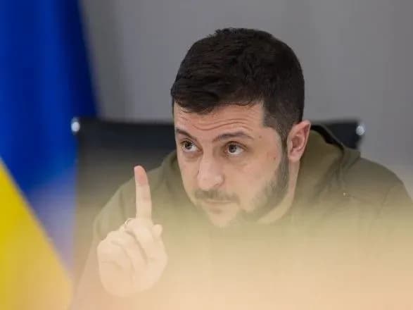 bucha-deyaki-rechi-zminila-zelenskiy-zayaviv-scho-bezpekoviy-dogovir-dlya-ukrayini-ne-peredbachaye-uchasti-rosiyi