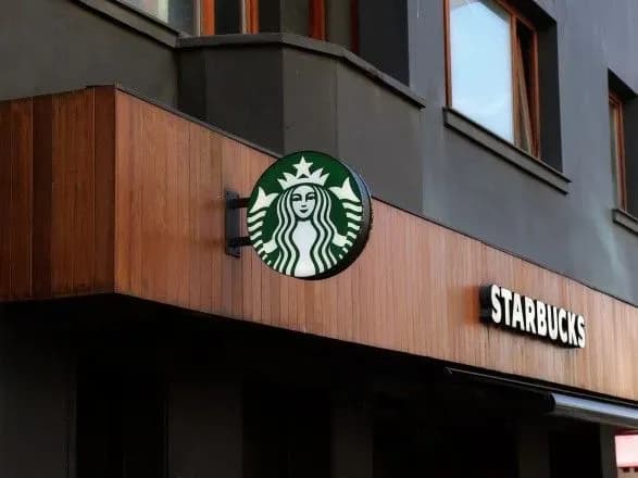 starbucks-likviduye-biznes-u-rf-zmi
