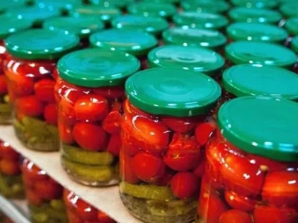 ukrayintsyam-varto-ochikuvati-podorozhchannya-konservnoyi-produktsiyi-ekspert