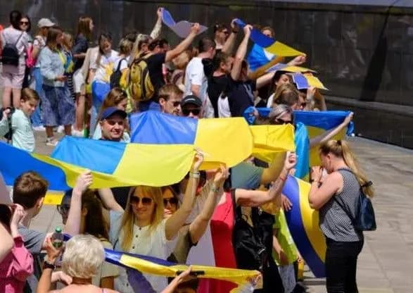 u-riznikh-krayinakh-proyshli-antivoyenni-aktsiyi-prisvyacheni-dnyu-rosiyi