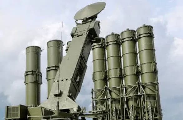 nad-zhitomirskoyu-oblastyu-zbito-10-vorozhikh-raket