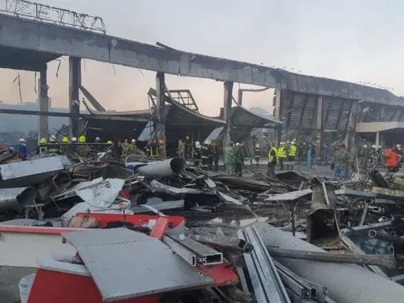 ataka-na-tts-amstor-u-kremenchutsi-porushuye-zakoni-ta-zvichayi-vedennya-viyni-amnesty-international