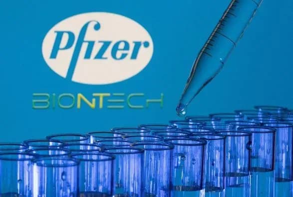 universalna-vaktsina-vid-covid-pfizer-biontech-zayavili-pro-pochatok-viprobuvan