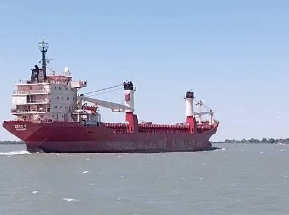 shist-torgovelnikh-suden-proyshli-girlom-bistre-sche-ponad-90-chekayut-na-reydi-sulinskogo-kanalu-mininfrastrukturi