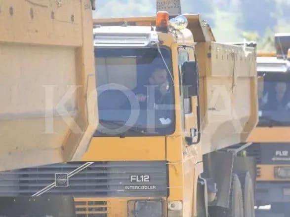 politsiya-kosova-dva-punkti-perekhodu-z-serbiyi-dosi-zakriti-cherez-barikadi