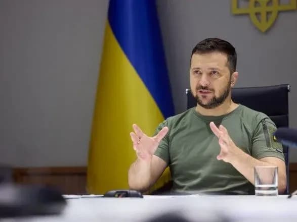 sogodni-zamalo-lishe-spivchuvati-ukrayini-potribno-dopomagati-spravami-zelenskiy