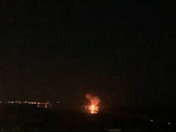 zsu-vdarili-po-antonivskomu-ta-kakhovskomu-mostakh-gumenyuk