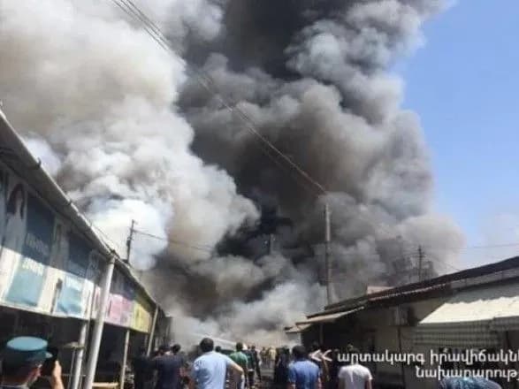 vibukh-u-yerevani-kilkist-postrazhdalikh-zrosla-do-57