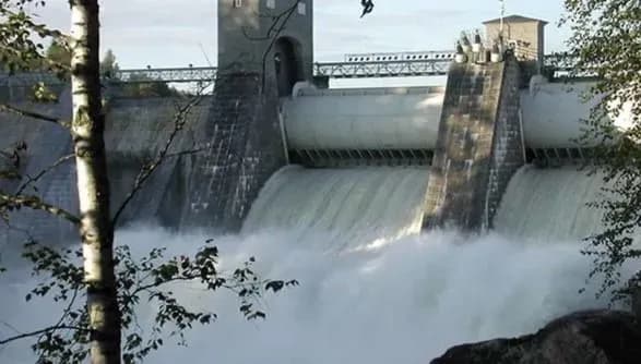 u-finlyandiyi-rosiyskikh-turistiv-zustrichayut-pid-gimn-ukrayini