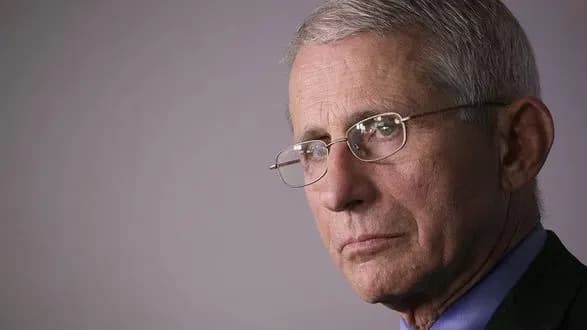 konsultuvav-simokh-prezidentiv-entoni-fauchi-zalishaye-posadu-golovnogo-medichnogo-radnika-prezidenta-baydena