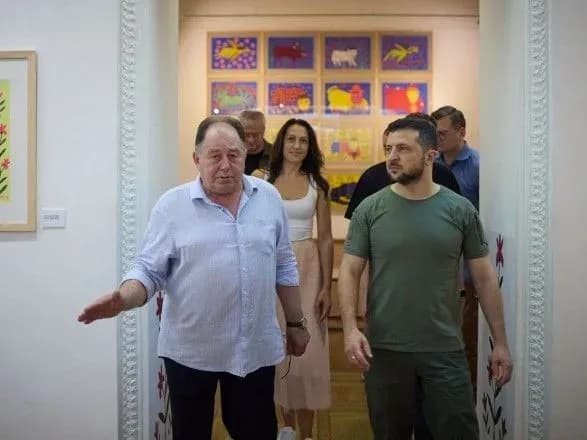 natsionalna-legenda-ukrayini-zelenskiy-posmertno-nagorodiv-khudozhnitsyu-mariyu-primachenko