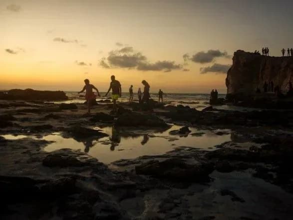 blizkiy-skhid-nagrivayetsya-vdvichi-shvidshe-nizh-reshta-svitu