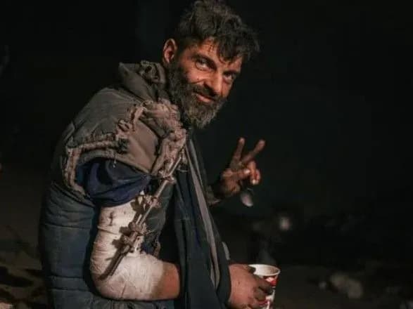 tsina-polonu-zakhisnika-mariupolya-mikhayla-dianova-u-rutsi-ne-vistachaye-4-sm-kistki