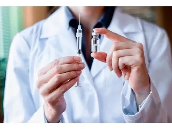 ukrayina-ochikuye-na-postavku-vaktsini-proti-gripu-vid-dvokh-virobnikiv-u-zhovtni-listopadi