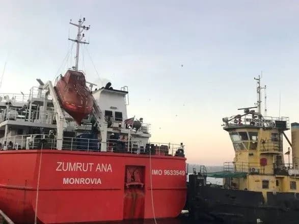 ukrayina-vidpravila-zernovim-koridorom-mayzhe-9-mln-tonn-agroproduktsiyi