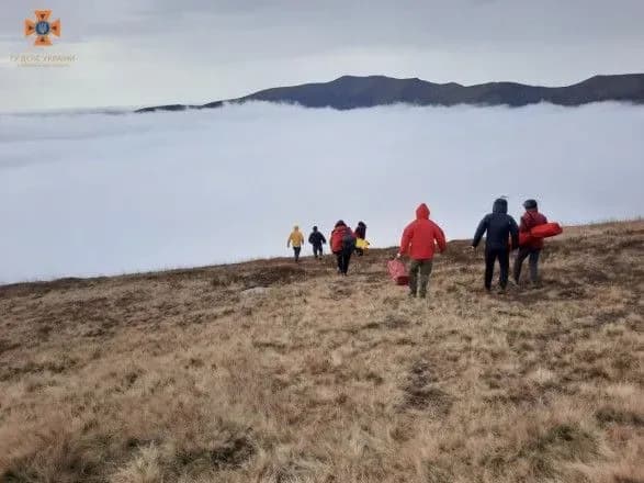 na-zakarpatti-vpav-paraplan-dvoye-osib-otrimali-poranennya