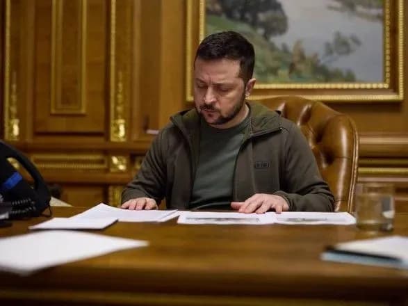 zelenskiy-pogovoriv-z-erdoganom-pro-zberezhennya-zernovoyi-ugodi-ta-povernennya-ukrayinskikh-polonenikh