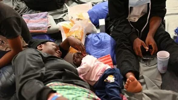 frantsiya-ta-nimechchina-zaklikali-italiyu-vidkriti-morski-porti-dlya-migrantiv