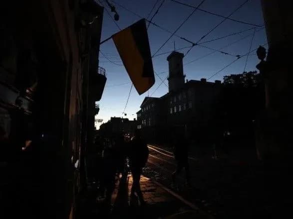 polovina-lvova-vzhe-z-elektroenergiyeyu-vodopostachannya-vidnovleno-na-70-sadoviy