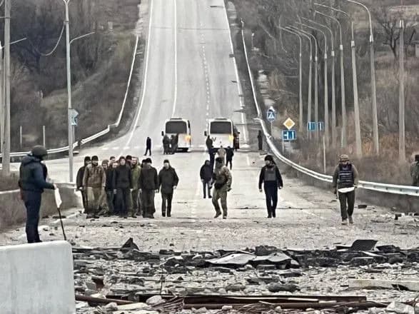 zvilnennya-z-polonu-50-viyskovikh-sbu-pokazala-video