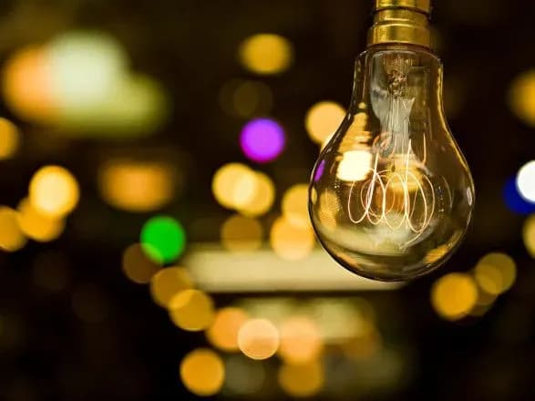 u-kiyevi-vidbuvayutsya-ekstreni-vidklyuchennya-elektroenergiyi