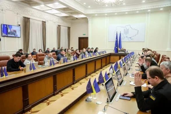 za-chas-viyni-ukrayina-otrimala-finansovu-pidtrimku-na-ponad-30-mlrd-dolariv