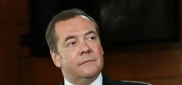 medvedyev-zvinuvativ-ssha-u-sprobi-sprovokuvati-rozpad-rosiyi-ta-poperediv-scho-tse-mozhe-prizvesti-do-kintsya-svitu-1