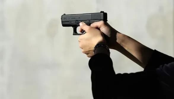 u-kaliforniyi-stalasya-strilyanina-schonaymenshe-semero-zagiblikh