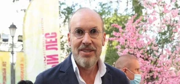 ssha-zvinuvatili-partnera-oligarkha-vekselberga-u-vidmivanni-groshey-ta-ukhilenni-vid-sanktsiy