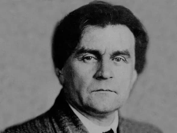 miskiy-muzey-amsterdama-viznav-kazimira-malevicha-ukrayinskim-khudozhnikom