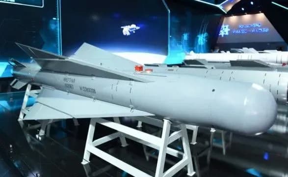 okupanti-zastosuvali-proti-ukrayini-novi-planuyuchi-bombi-vagoyu-1-5-tonni-defense-express