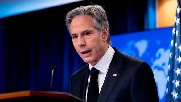 vizit-si-do-moskvi-zabezpechuye-diplomatichne-prikrittya-rosiyskikh-zvirstv-blinken