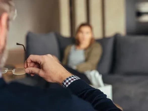 yak-obrati-kvalifikovanogo-psikhologa-poradi-spetsialista