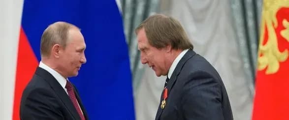 shveytsariya-zasudila-chotirokh-bankiriv-prichetnikh-do-upravlinnya-rakhunkom-kuma-putina