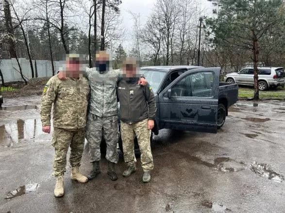 favbet-foundation-peredav-zsu-sche-tri-pozashlyakhoviki