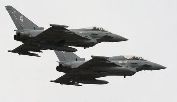 britanski-vinischuvachi-perekhopili-rosiyskiy-viyskoviy-litak