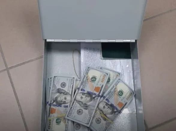 u-spravi-knyazyeva-viluchili-mayzhe-piv-milyona-skhovanikh-dolariv-nabu-pokazalo-foto