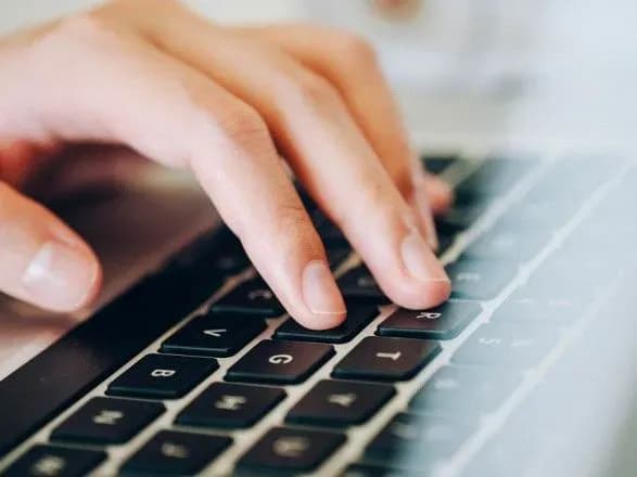 zheleznyak-oburivsya-scho-koristuvachi-pornhub-v-ukrayini-otrimuyut-zadovolennya-bez-fiskalnogo-cheka