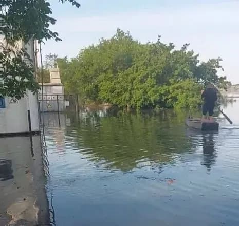 okupanti-znischili-mozhlivist-zroshennya-silgospugid-u-prileglikh-rayonakh-do-kakhovskogo-vodoskhovischa