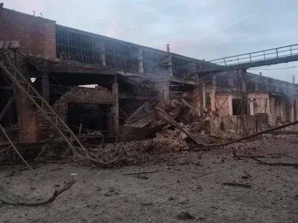 vorog-atakuvav-kriviy-rig-raketami-odna-lyudina-otrimala-poranennya