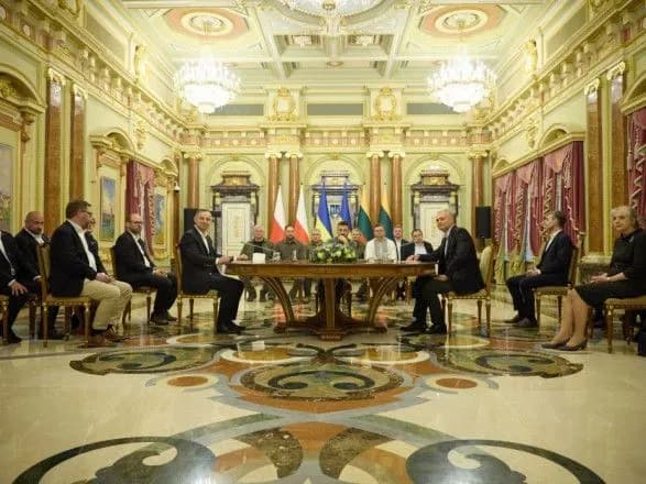 ukrayini-potribna-vpevnenist-scho-pislya-viyni-yiyi-priymut-do-nato-zelenskiy