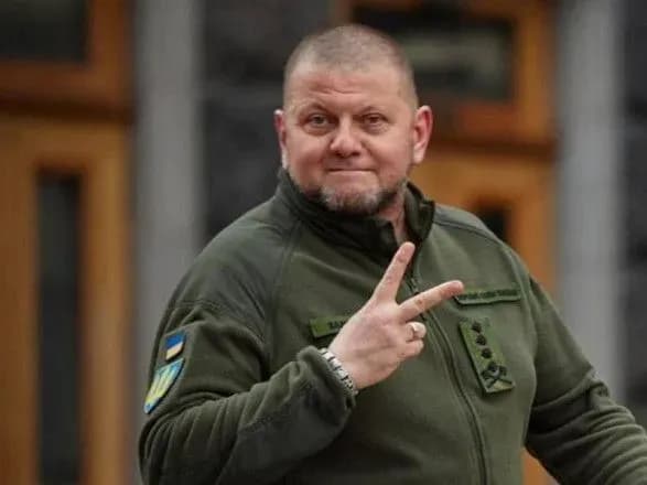 golovnokomanduvach-zsu-zaluzhniy-vidznachaye-yuviley-zaliznomu-generalu-50-rokiv