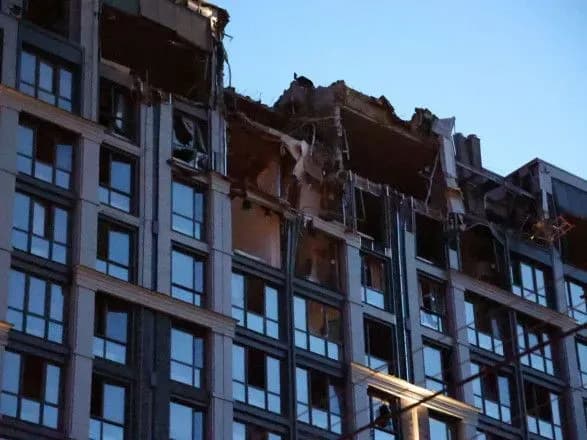 zruynuyut-raketami-svoyu-a-ne-nashu-derzhavnist-malyar-pro-udar-rosiyi-po-dnipru