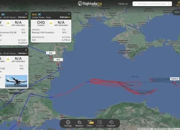 izrayilskiy-korabel-pershim-prorvav-zernovu-blokadu-rf-detali