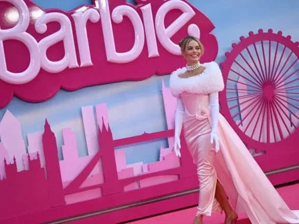 kasovi-zbori-filmu-barbi-perevischili-1-mlrd