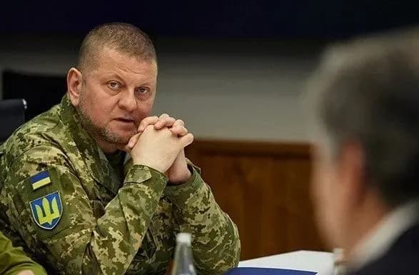 zaluzhniy-povidomiv-amerikanskim-chinovnikam-scho-zsu-perebuvayut-na-porozi-prorivu-wsj