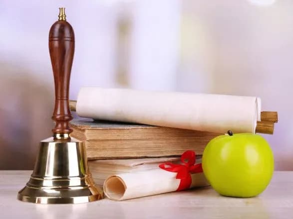 u-poltavi-ta-oblasti-skasuvali-svyatkuvannya-pershogo-veresnya-ova