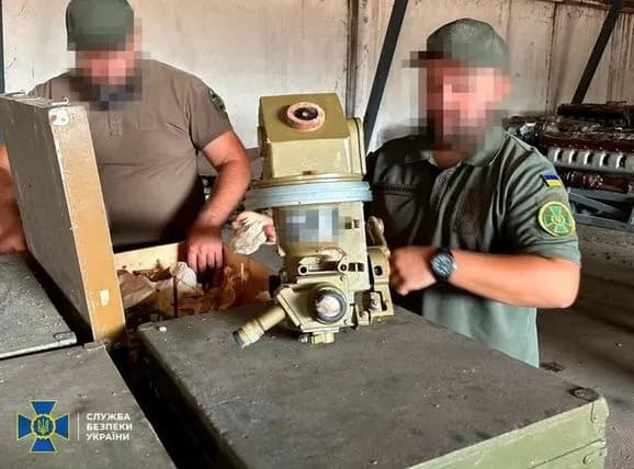 ukrayinski-biznesmeni-khotili-vtridoroga-prodati-minoboroni-80-tankovikh-dviguniv-sbu