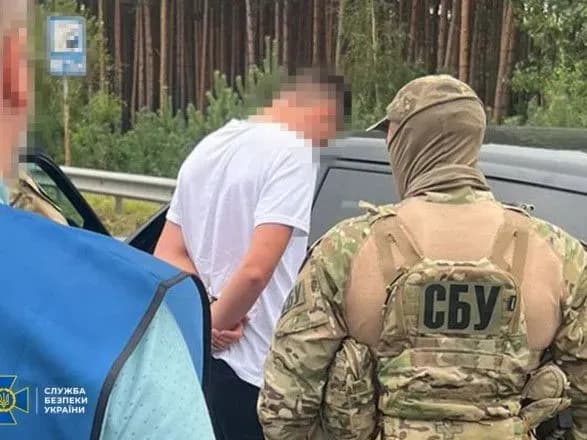 na-volini-vikrili-dvokh-mitnikiv-khabarnikiv-sbu
