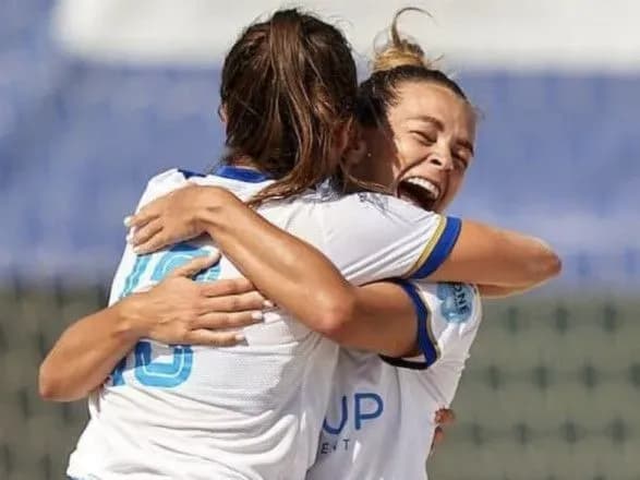 zbirna-ukrayini-vpershe-otrimala-pershist-na-chempionati-svitu-z-plyazhnogo-futbolu